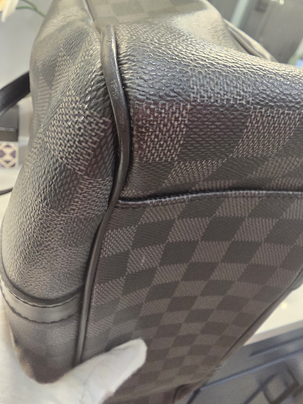 Louis Vuitton Black Damier Graphite Canvas Duffel Bag - Picture 11 of 15